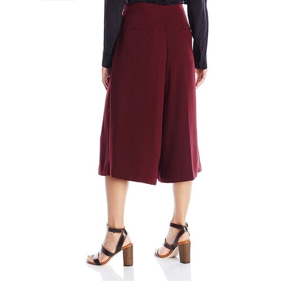 Nanette Lepore Women’s wide leg stretchy crepe culottes pant burgundy size 4